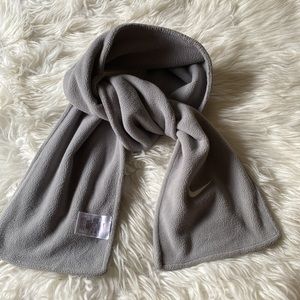 NWT Nike Men’s Scarf Gray 60” Long